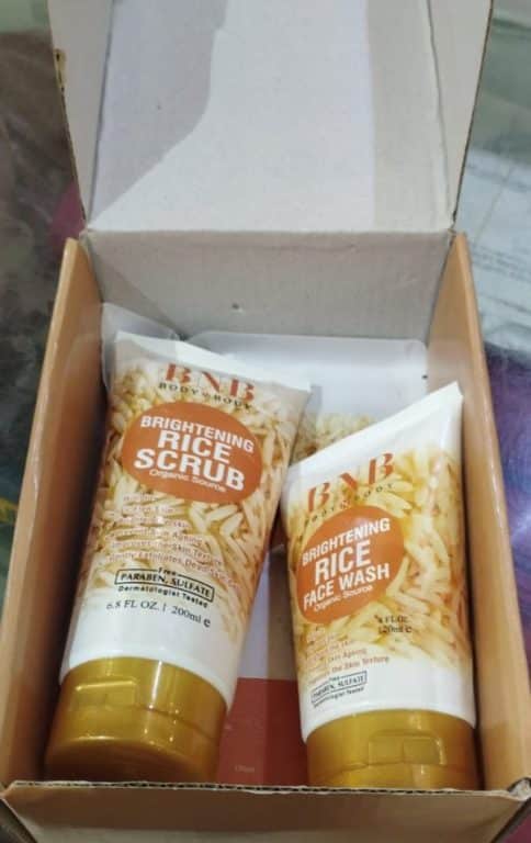 Bnb Whitening Rice Extract Bright & Glow Kit (with Box)(Bar code)